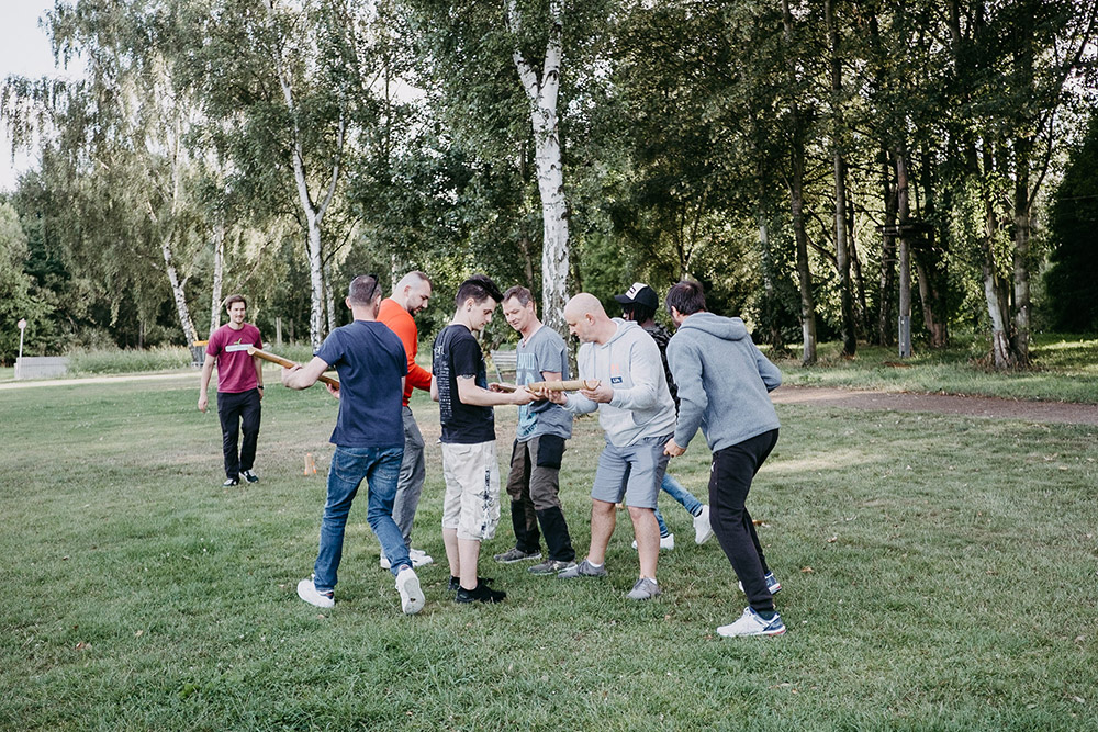 Elb Handwerker im Park